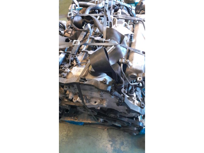 MOTOR CON ACCESORIOS Y CAJA DE CAMBIOS HYUNDAI I20 2012