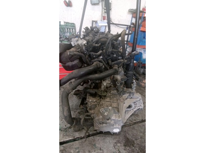 MOTOR CON ACCESORIOS Y CAJA DE CAMBIOS HYUNDAI I10 2012