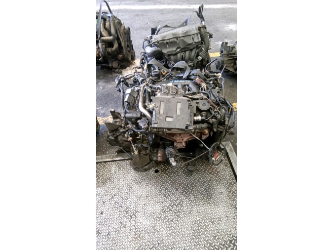 MOTOR CON ACCESORIOS Y CAJA DE CAMBIOS PEUGEOT 407 2005