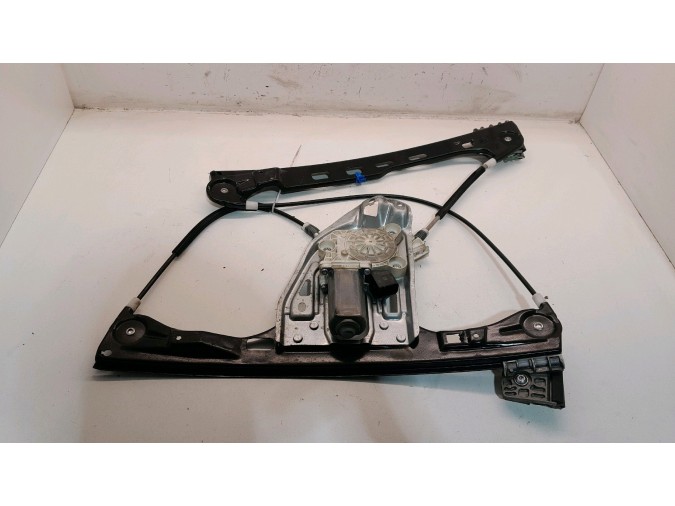 ELEVALUNAS DELANTERO IZQUIERDO MERCEDES C 180 KOMPRESSOR 2006