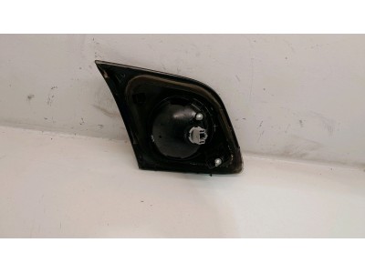 PILOTO TRASERO DERECHO MAZDA 3 2005
