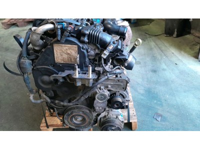 MOTOR CON ACCESORIOS SIN CAJA DE CAMBIOS MAZDA 3 2005