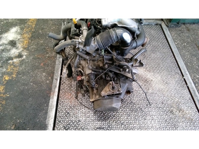 MOTOR CON ACCESORIOS Y CAJA DE CAMBIOS PEUGEOT 406 2000