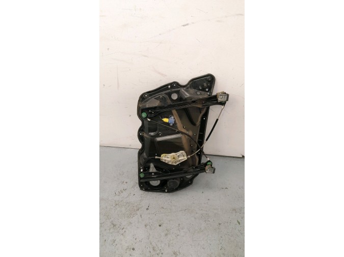 ELEVALUNAS DELANTERO DERECHO VOLKSWAGEN PASSAT 2005