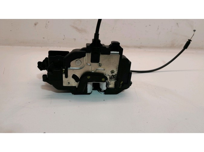 CERRADURA PUERTA DELANTERA DERECHA RENAULT LAGUNA 2009