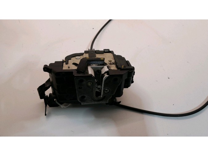 CERRADURA PUERTA DELANTERA DERECHA RENAULT LAGUNA 2009