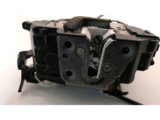 CERRADURA PUERTA DELANTERA DERECHA RENAULT LAGUNA 2009