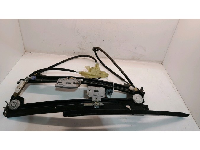 ELEVALUNAS DELANTERO DERECHO RENAULT LAGUNA 2009