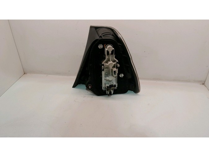 PILOTO TRASERO IZQUIERDO BMW 316TI