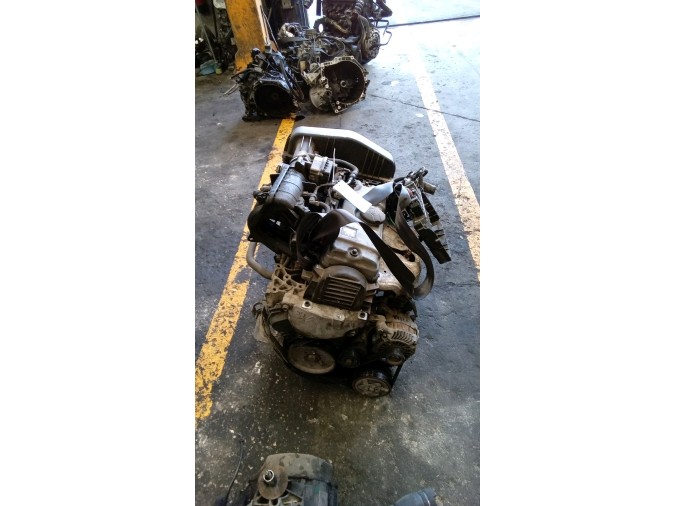 MOTOR CON ACCESORIOS Y CAJA DE CAMBIOS PEUGEOT 207 2007