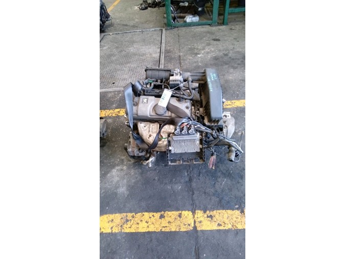 MOTOR CON ACCESORIOS Y CAJA DE CAMBIOS PEUGEOT 207 2007