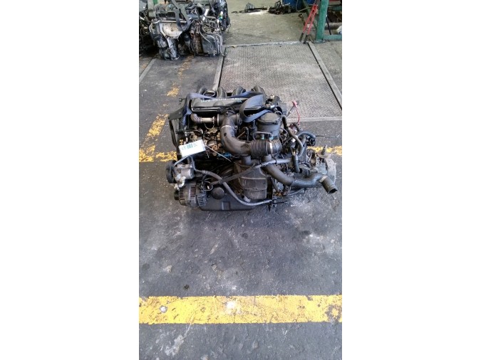 MOTOR CON ACCESORIOS Y CAJA DE CAMBIOS CITROEN XSARA 1998