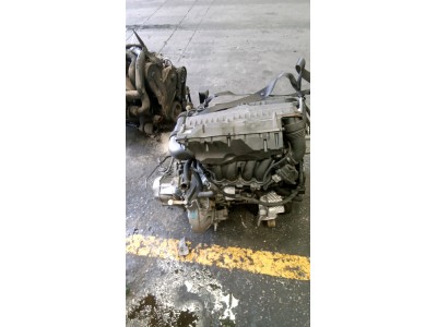 MOTOR CON ACCESORIOS Y CAJA DE CAMBIOS PEUGEOT 308 2008