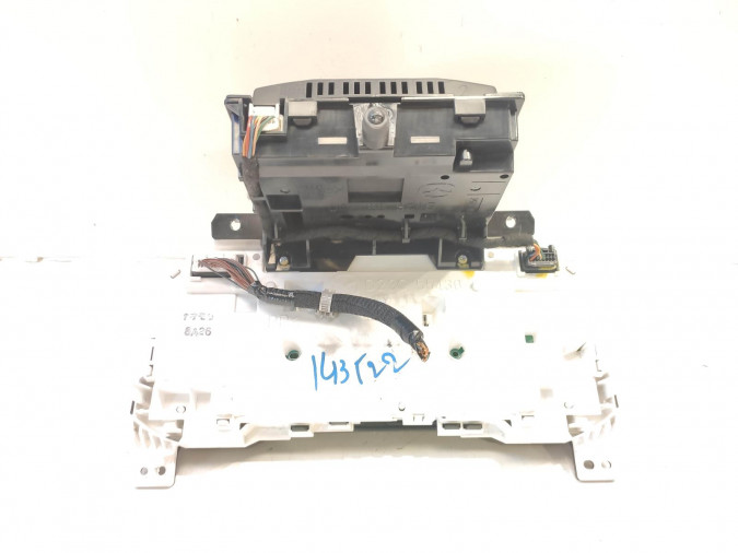 CUADRO INSTRUMENTOS MAZDA 3 2018
