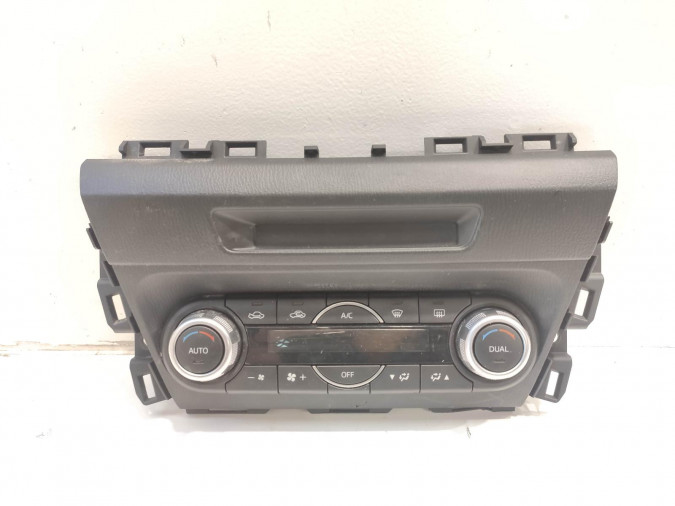 MANDO CALEFACCION MAZDA 3 2018