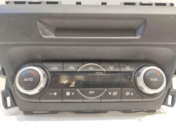 MANDO CALEFACCION MAZDA 3 2018