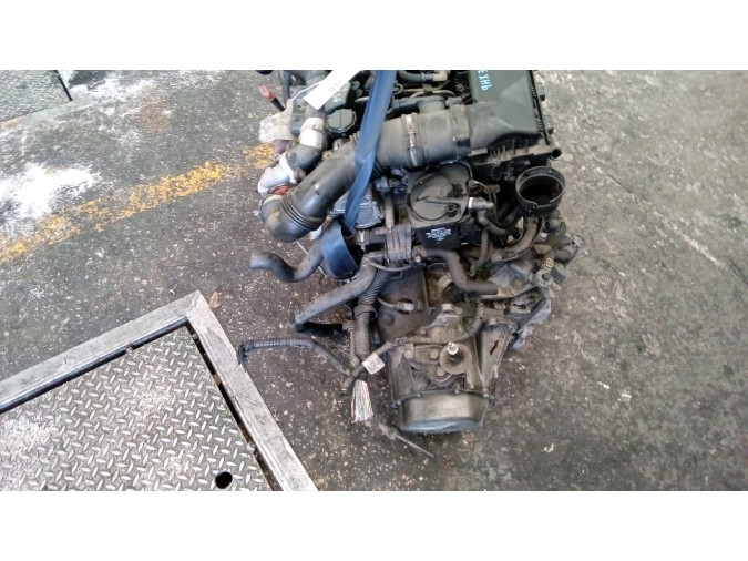 MOTOR CON ACCESORIOS Y CAJA DE CAMBIOS CITROEN XSARA PICASSO 2006