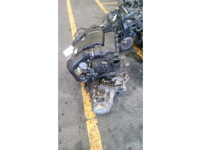 MOTOR CON ACCESORIOS Y CAJA DE CAMBIOS PEUGEOT 307 2006