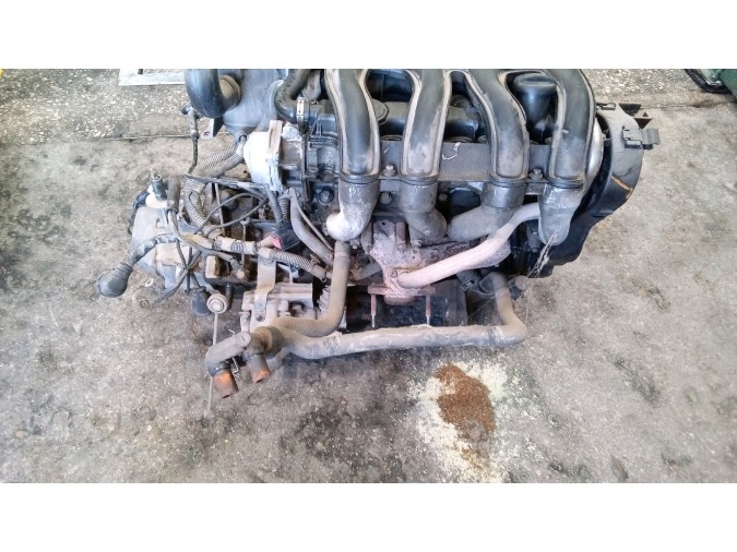 MOTOR CON ACCESORIOS Y CAJA DE CAMBIOS PEUGEOT PART CBPRO 1.9 2000