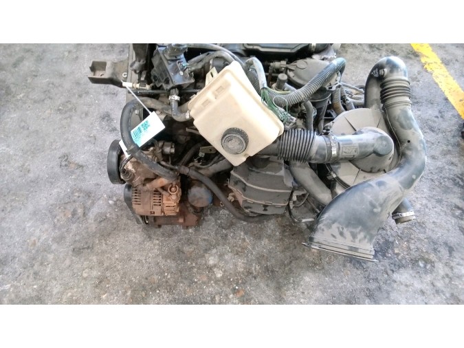 MOTOR CON ACCESORIOS Y CAJA DE CAMBIOS PEUGEOT PART CBPRO 1.9 2000