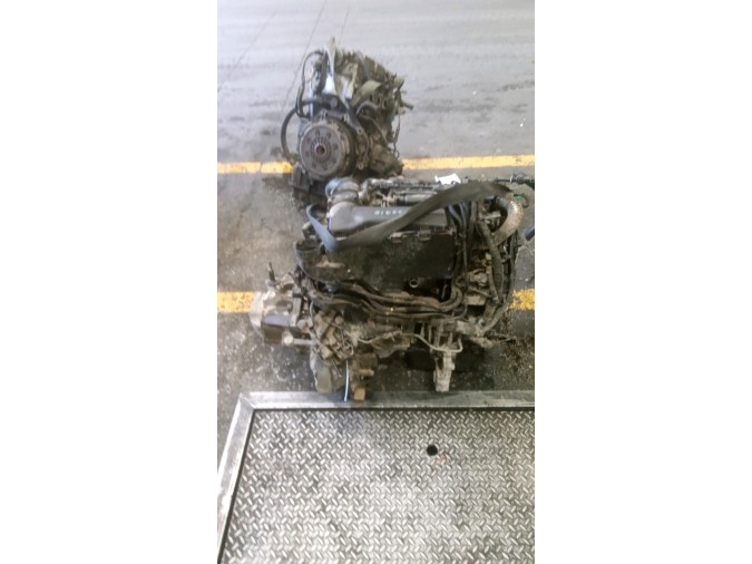 MOTOR CON ACCESORIOS Y CAJA DE CAMBIOS PEUGEOT 307 2006