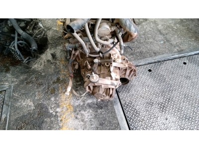 MOTOR CON ACCESORIOS Y CAJA DE CAMBIOS RENAULT MASTER 2004