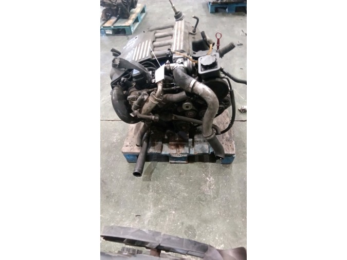 MOTOR CON ACCESORIOS Y CAJA DE CAMBIOS BMW 320D 1999
