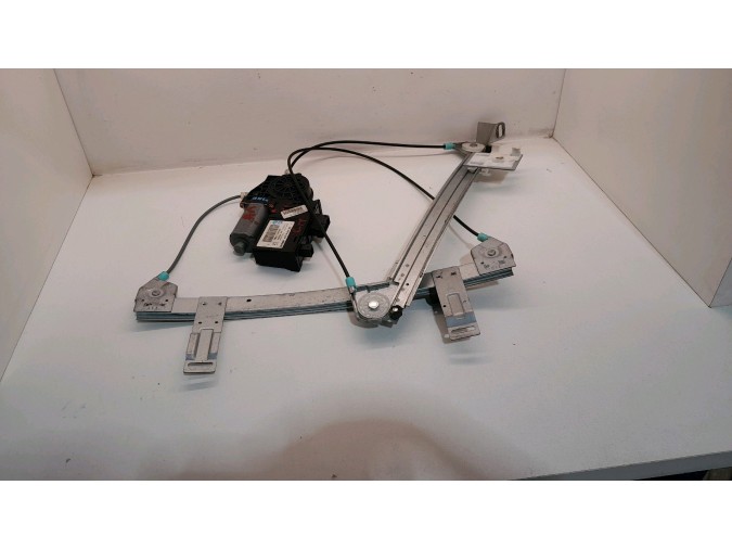 ELEVALUNAS DELANTERO DERECHO PEUGEOT 307 2004