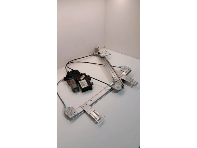 ELEVALUNAS DELANTERO DERECHO PEUGEOT 307 2004