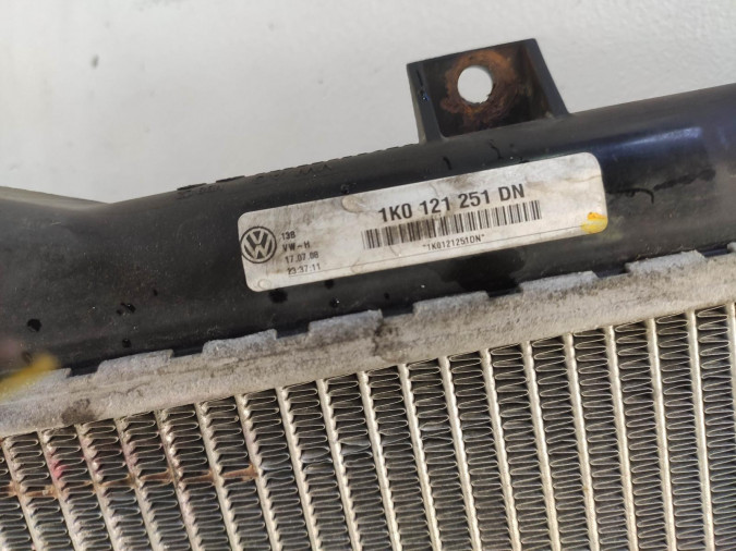 Radiador de Agua VOLKSWAGEN GOLF 2006
