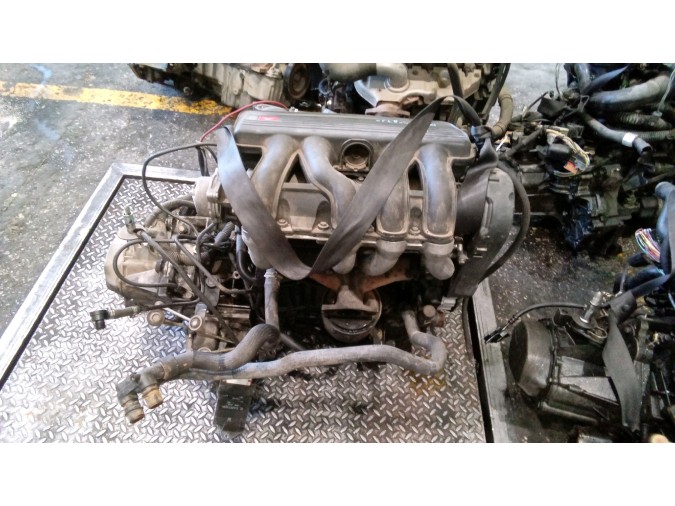 MOTOR CON ACCESORIOS Y CAJA DE CAMBIOS CITROEN BERLINGO 1998