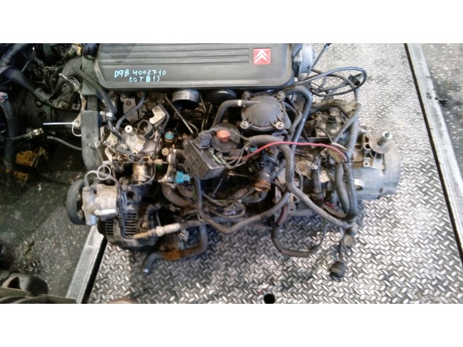 MOTOR CON ACCESORIOS Y CAJA DE CAMBIOS CITROEN BERLINGO 1998