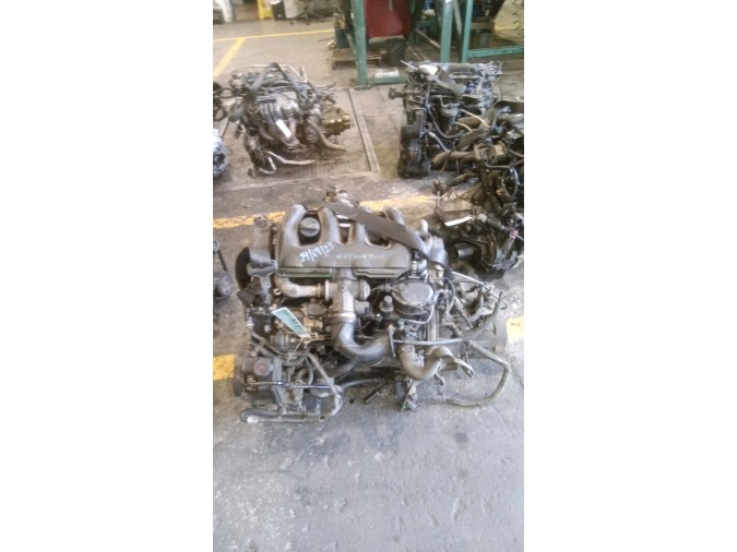 MOTOR CON ACCESORIOS Y CAJA DE CAMBIOS PEUGEOT 206 2000
