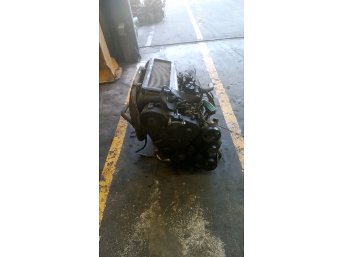 MOTOR CON ACCESORIOS Y CAJA DE CAMBIOS CITROEN XSARA 2000