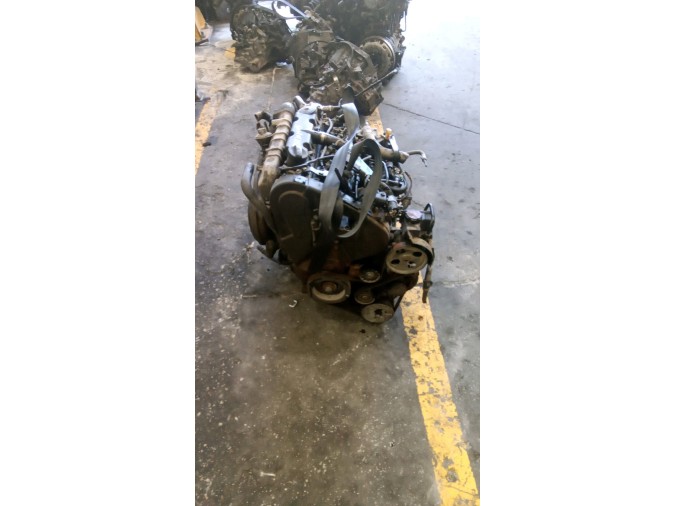 MOTOR CON ACCESORIOS Y CAJA DE CAMBIOS PEUGEOT 206 2002