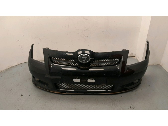 PARAGOLPES DELANTERO TOYOTA COROLLA NEGRO 2009