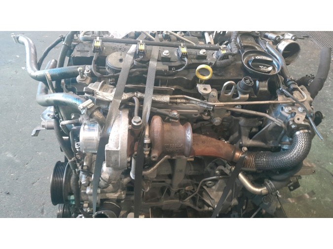 MOTOR CON ACCESORIOS Y CAJA DE CAMBIOS OPEL ASTRA 2015
