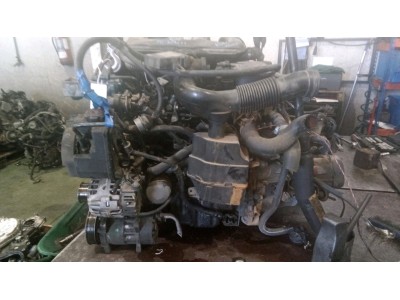 MOTOR CON ACCESORIOS Y CAJA DE CAMBIOS PEUGEOT 206 2000