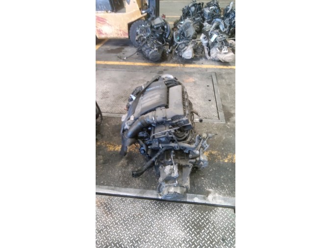 MOTOR CON ACCESORIOS SIN CAJA DE CAMBIOS CITROEN C3 2006