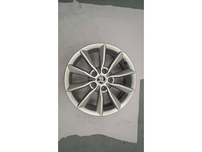 LLANTA SO SKODA OCTAVIA 2012
