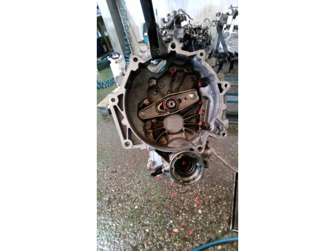 MOTOR CON ACCESORIOS Y CAJA DE CAMBIOS SEAT IBIZA 2002