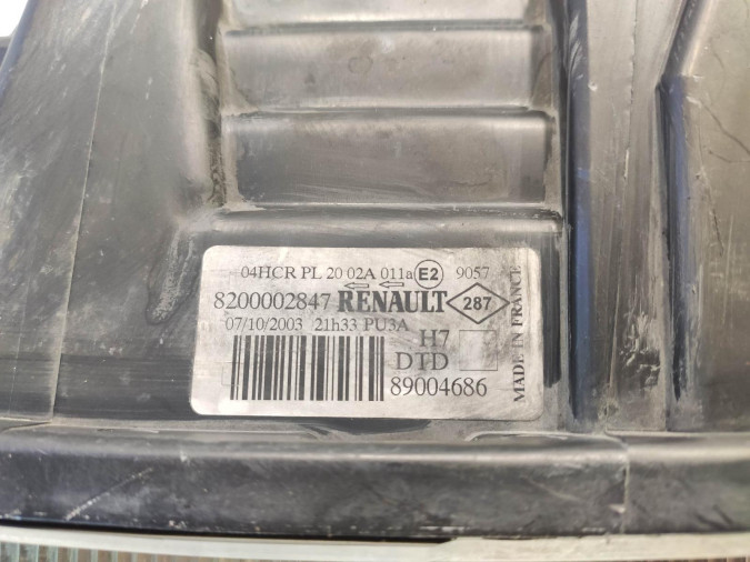 FARO DELANTERO DERECHO RENAULT LAGUNA 2003