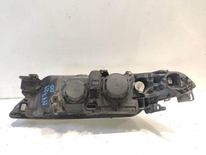 FARO DELANTERO DERECHO RENAULT LAGUNA 2003