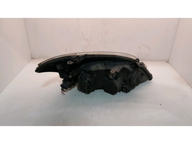 FARO DELANTERO IZQUIERDO TOYOTA COROLLA 2004