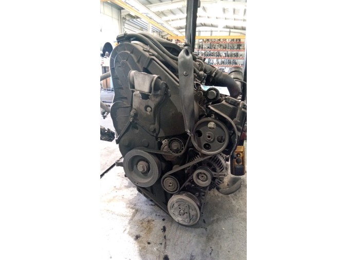MOTOR CON ACCESORIOS Y CAJA DE CAMBIOS CITROEN BERLINGO 2003