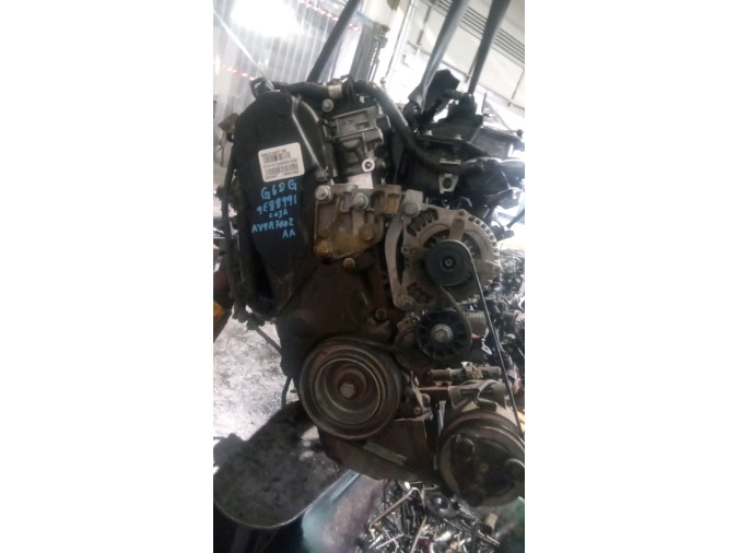 MOTOR CON ACCESORIOS SIN CAJA DE CAMBIOS FORD KUGA 2009