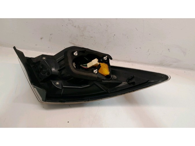 PILOTO TRASERO DERECHO MAZDA 6 2008