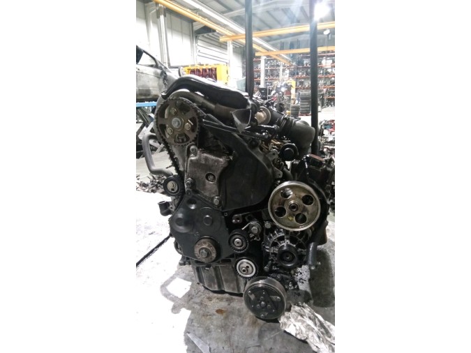 MOTOR CON ACCESORIOS Y CAJA DE CAMBIOS CITROEN XSARA 2002
