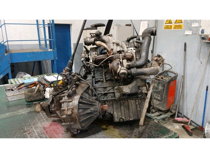 Motor VOLKSWAGEN TRANSPORTER 2005