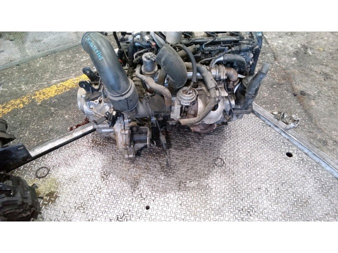 MOTOR CON ACCESORIOS Y CAJA DE CAMBIOS HYUNDAI TUCSON 2007